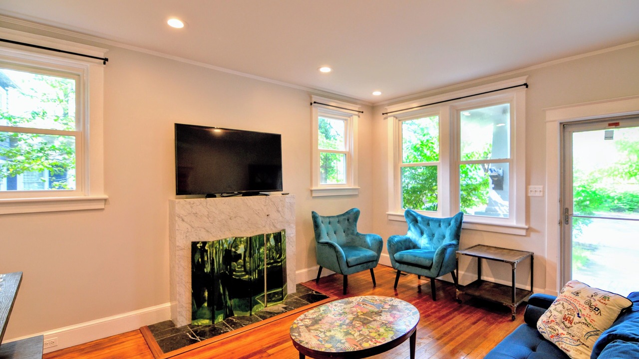 Photo of Livingroom in Takoma Park