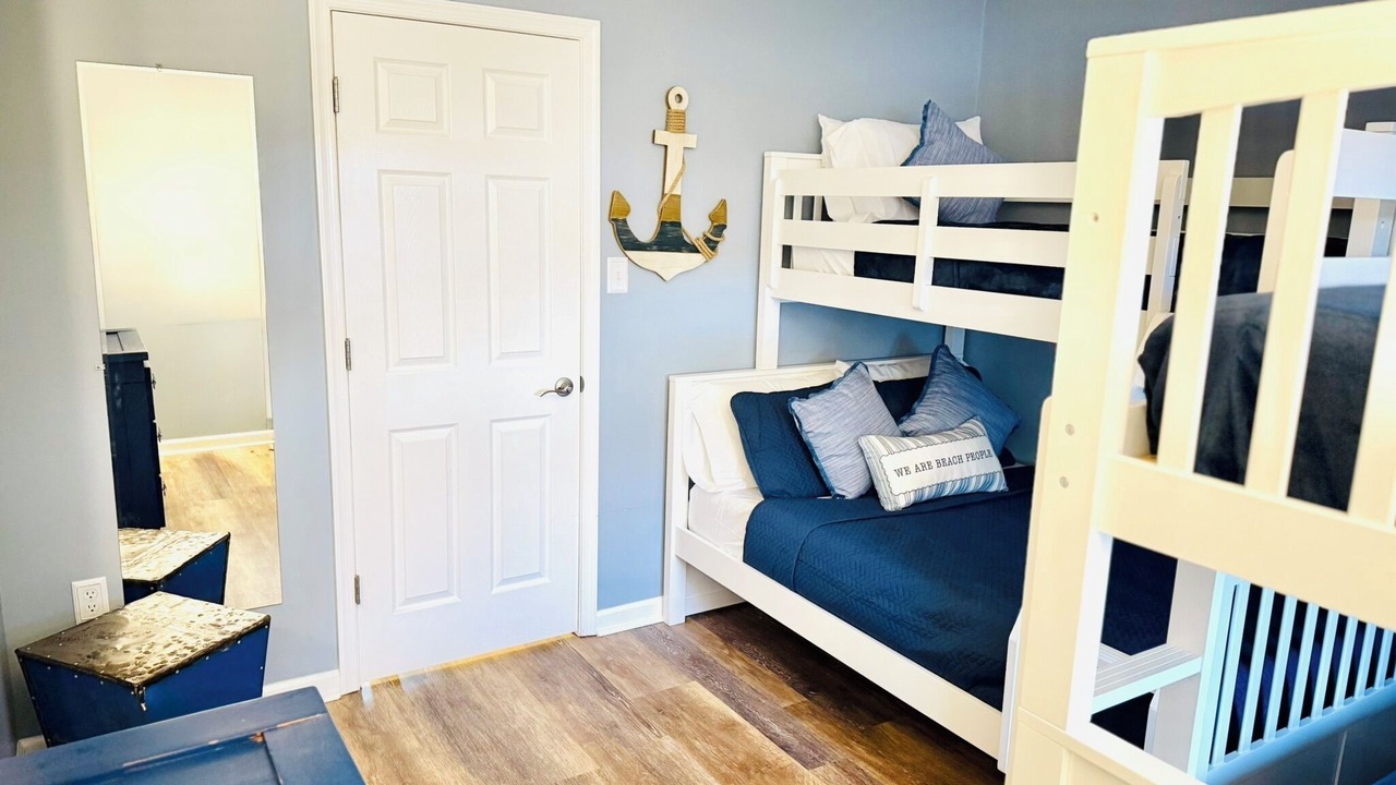 Photo of Bedroom in Beach Haven
