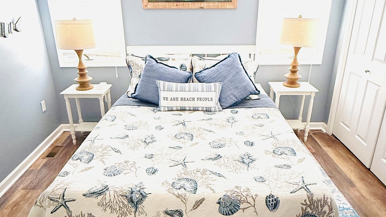 Photo of Bedroom in Beach Haven