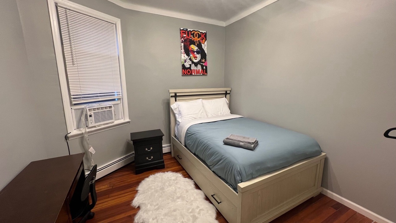 Photo of Bedroom in Weehawken