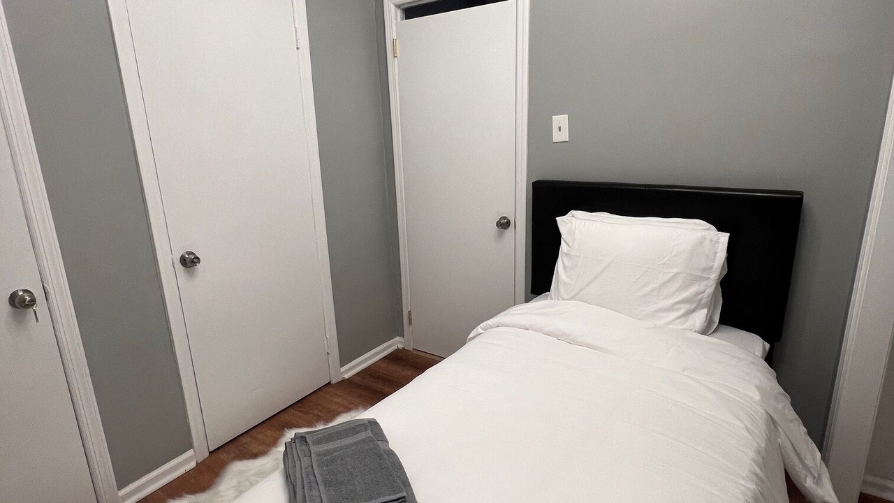 Photo of Bedroom in Weehawken