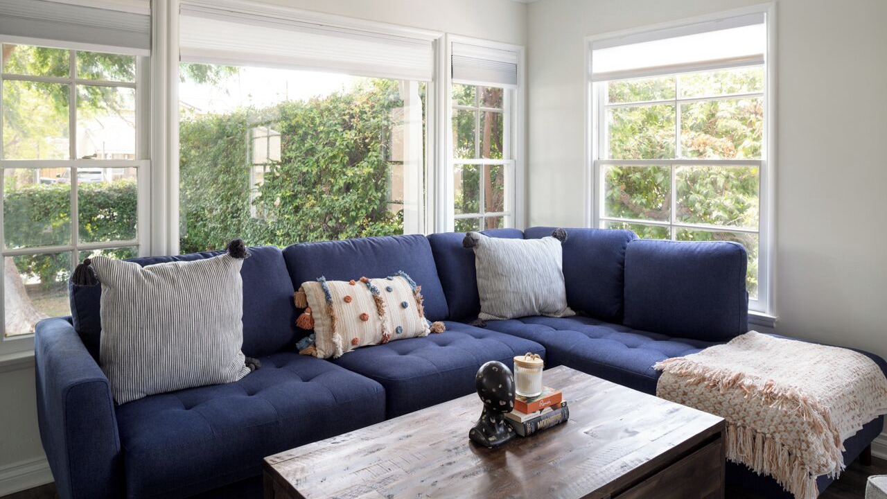 Photo of Livingroom in Burbank