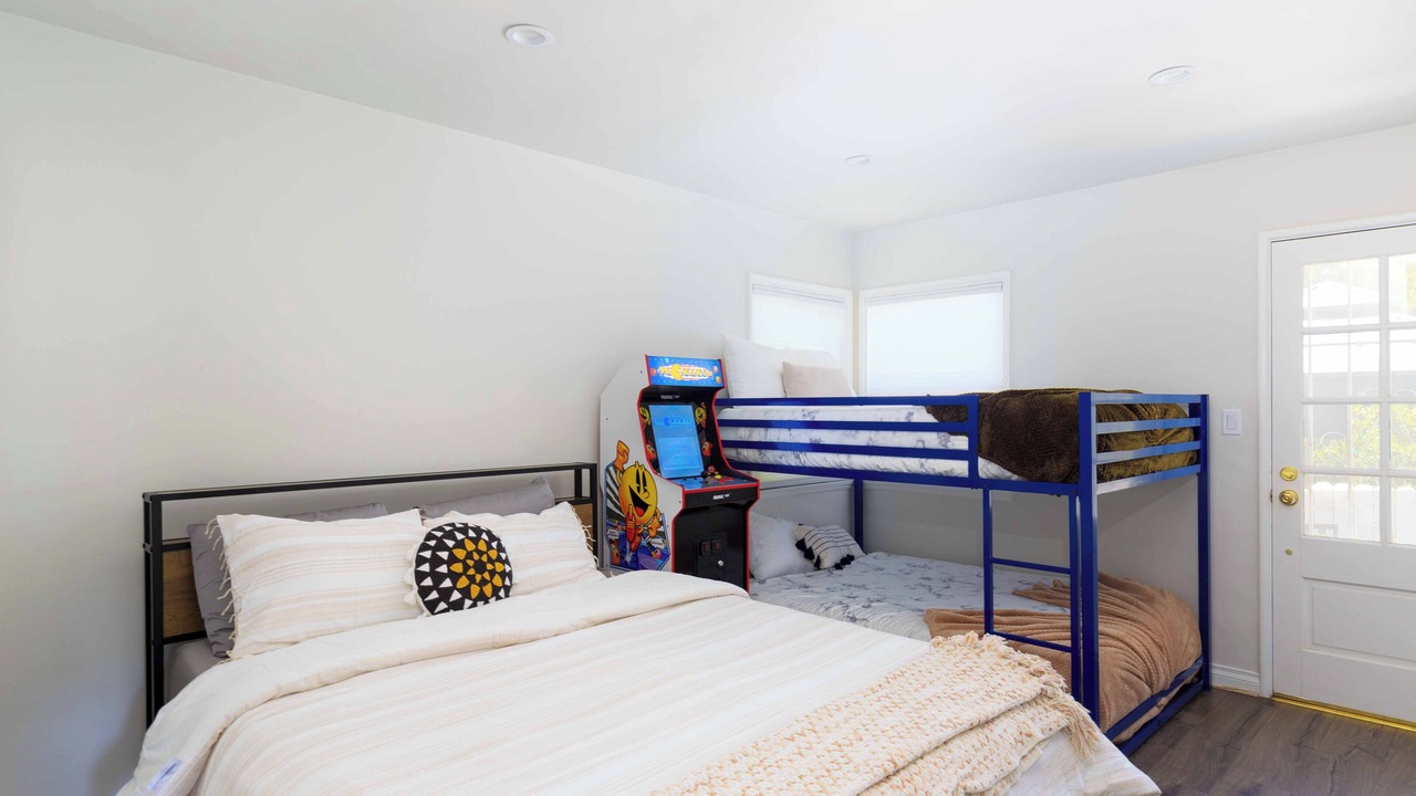 Photo of Bedroom in Burbank