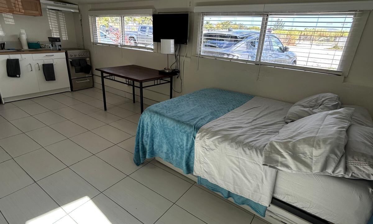 Photo of Bedroom in Opa-Locka
