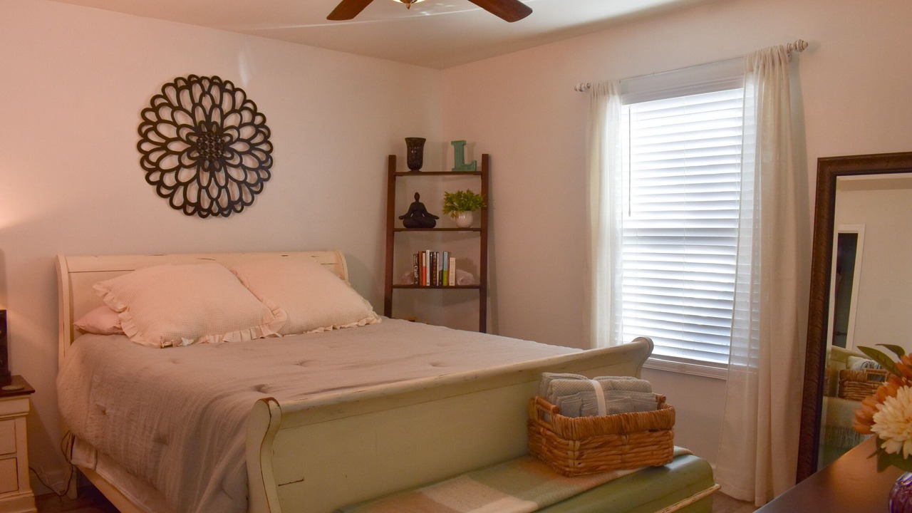 Photo of Bedroom in North Beach