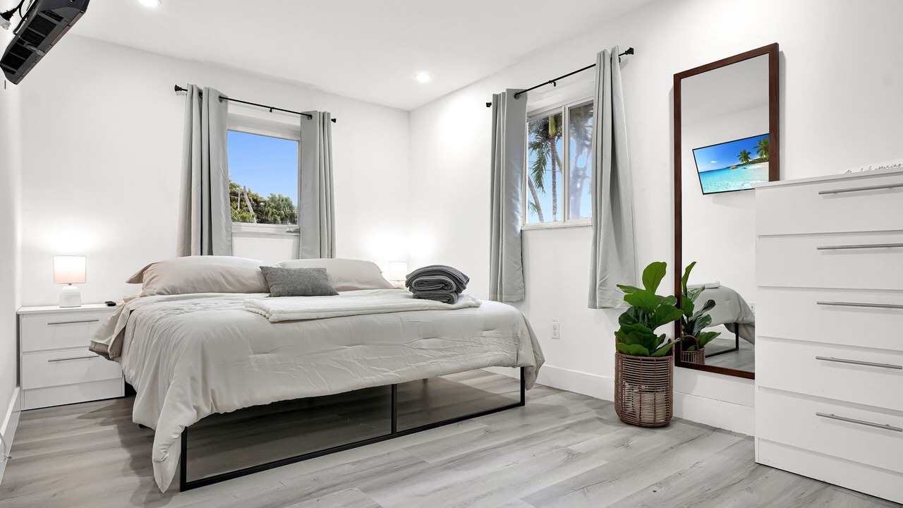 Photo of Bedroom in West Little River
