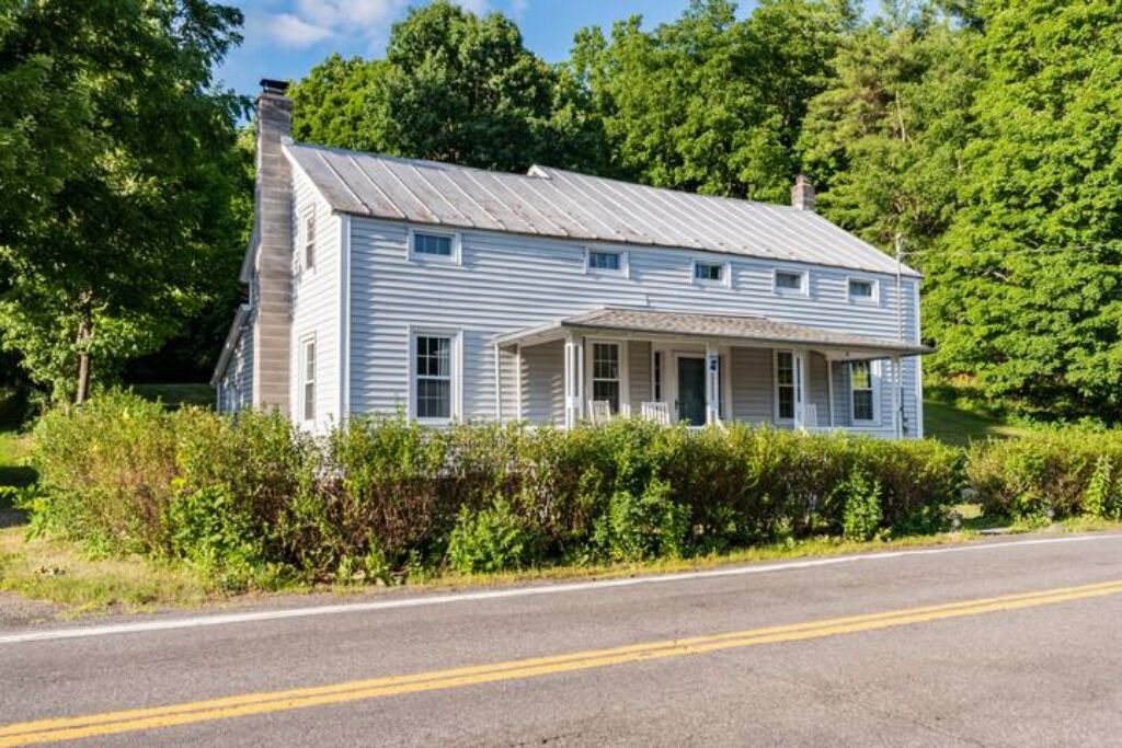 Photo of Outdoor in Hollowville