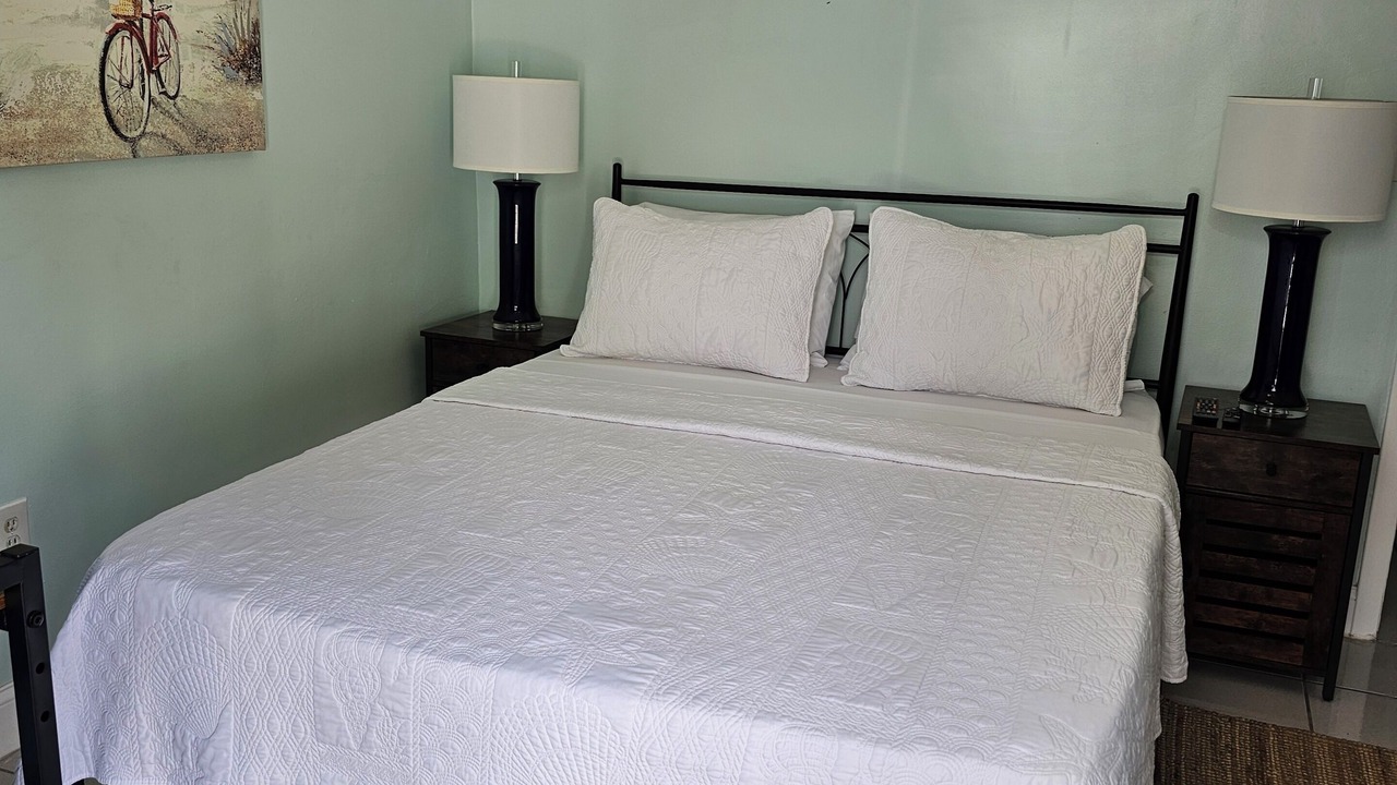 Photo of Bedroom in Sunrise
