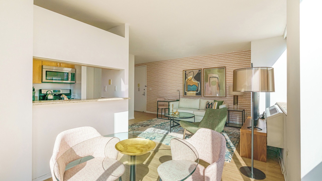 Photo of Livingroom in Midtown South