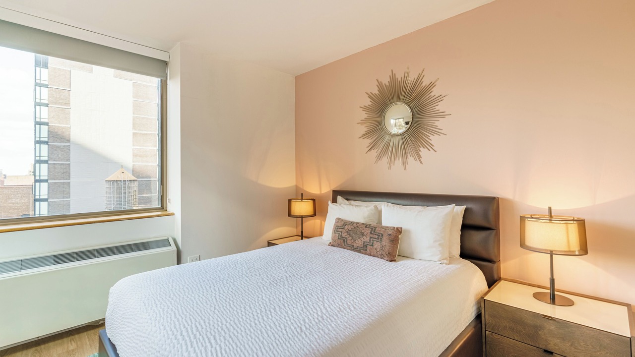 Photo of Bedroom in Midtown South