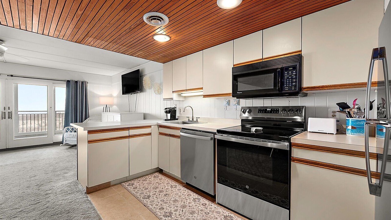 Photo of Kitchen in Sunset Island