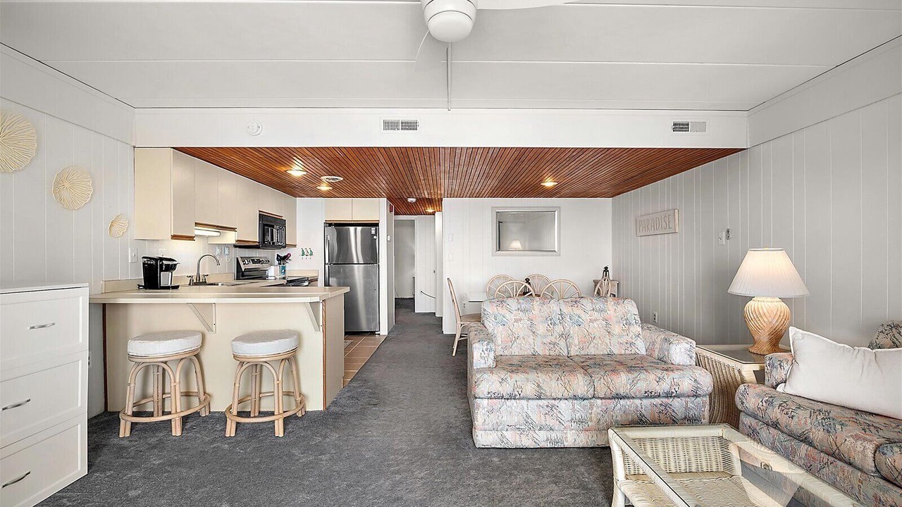 Photo of Livingroom in Sunset Island