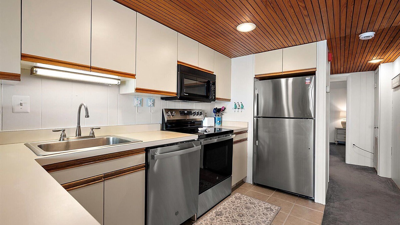 Photo of Kitchen in Sunset Island
