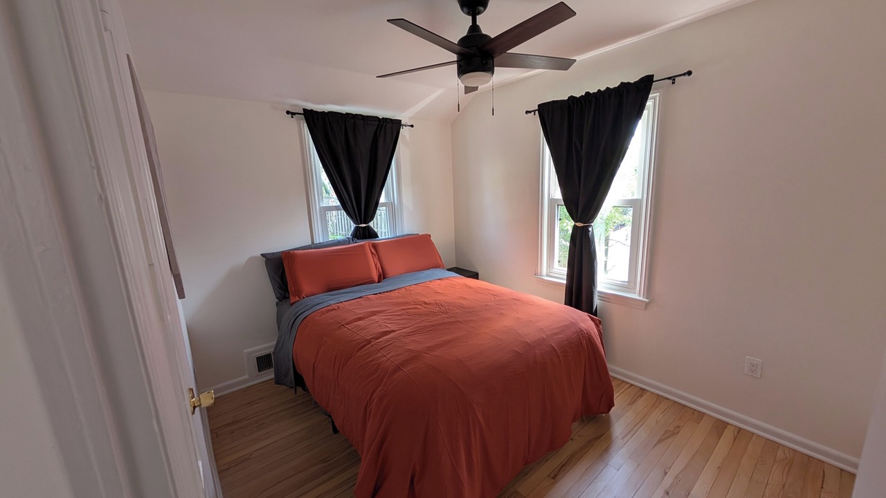 Photo of Bedroom in Huntington