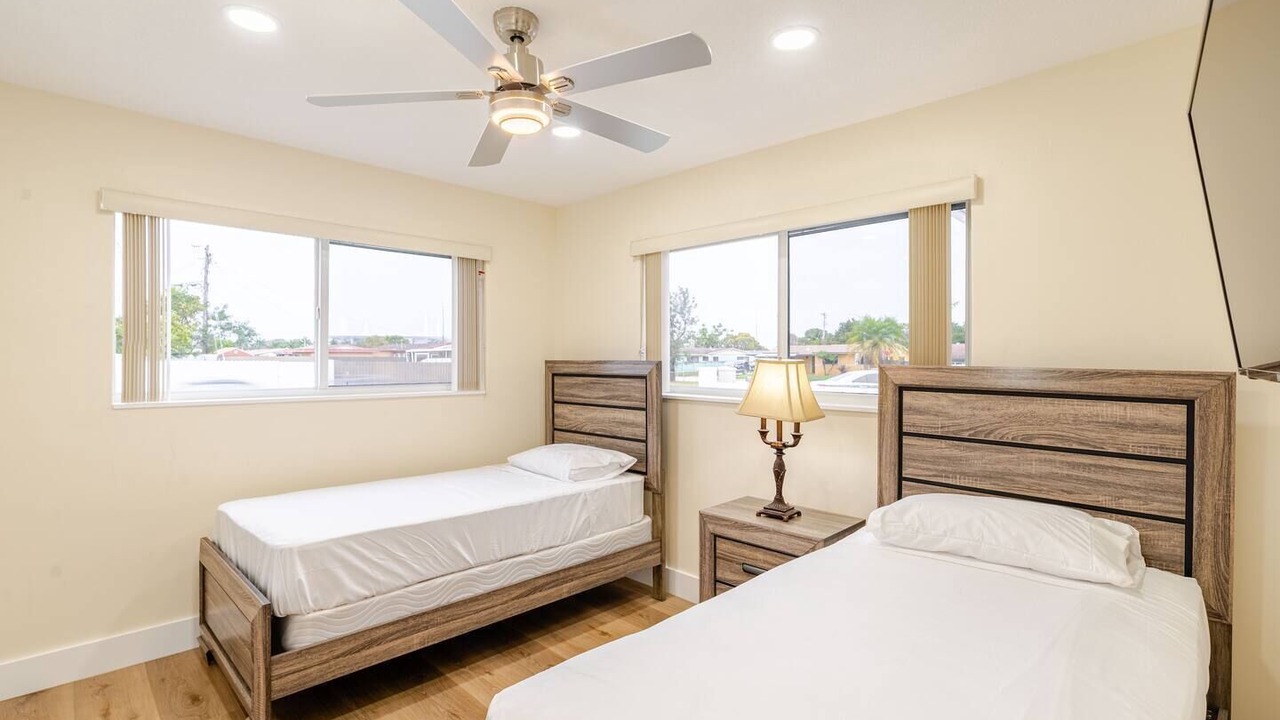 Photo of Bedroom in Miami Gardens