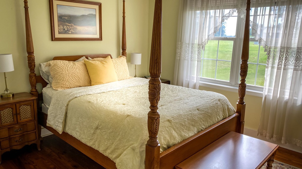 Photo of Bedroom in Stanardsville
