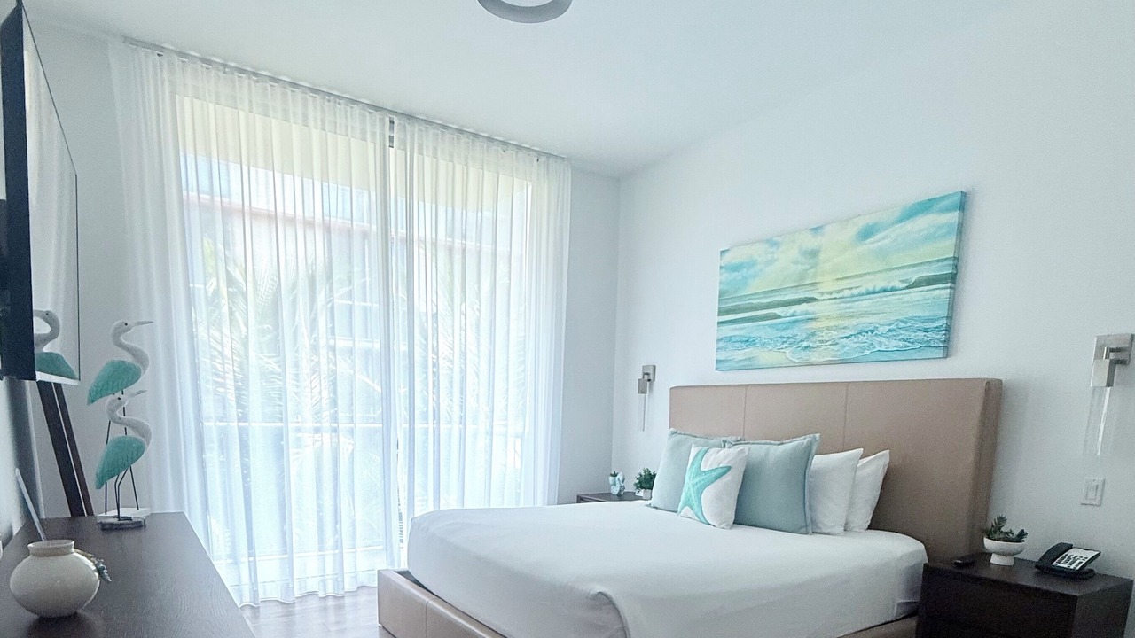 Photo of Bedroom in Hollywood