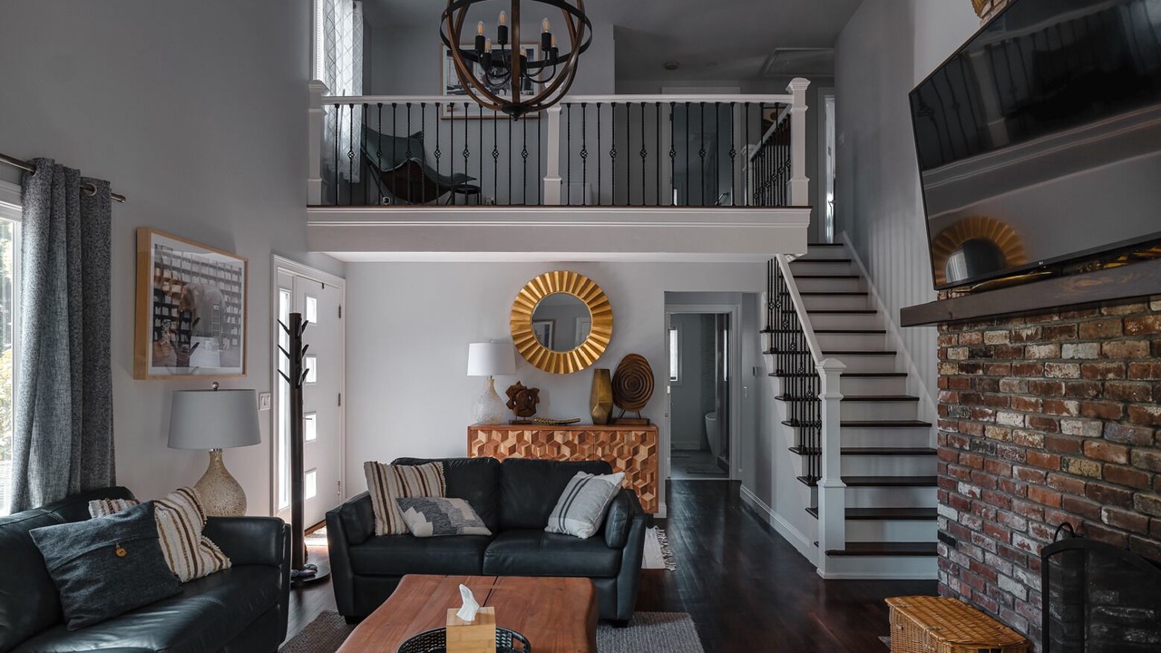 Photo of Livingroom in Mashpee