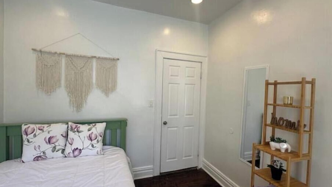 Photo of Bedroom in Lower Vailsburg