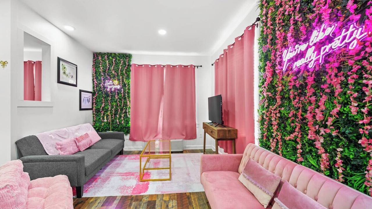 Photo of Livingroom in Edray