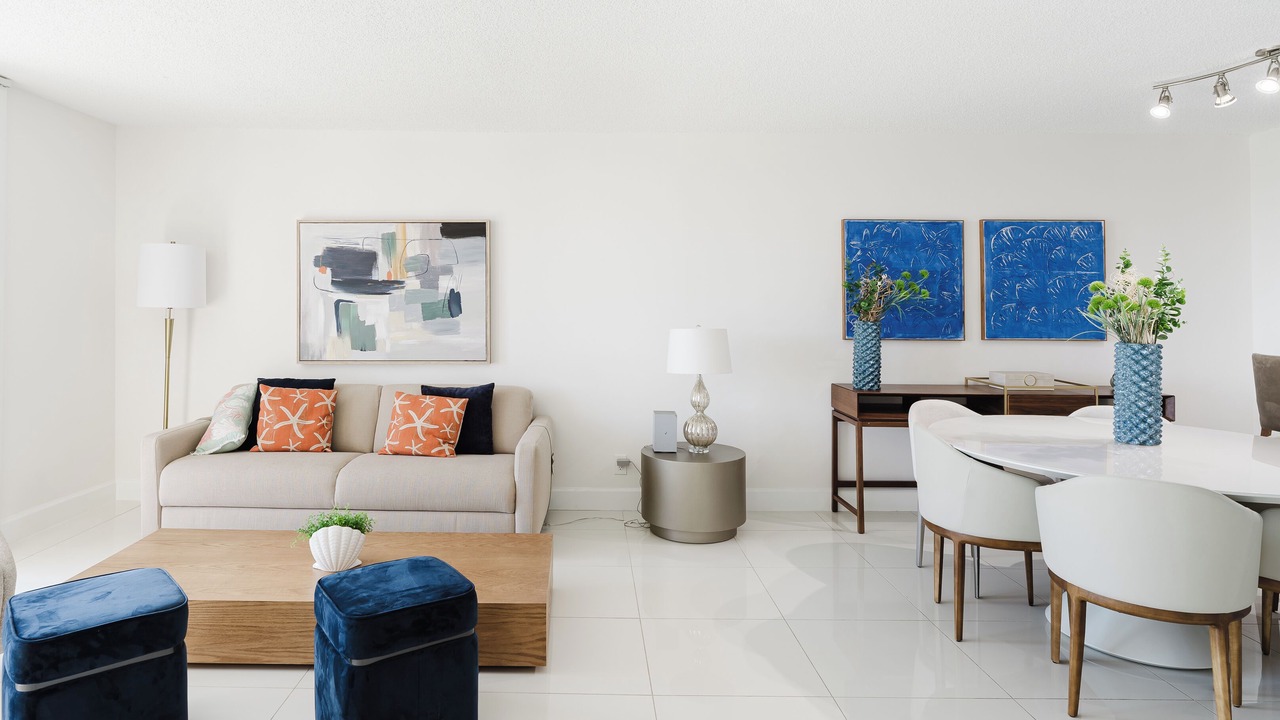 Photo of Livingroom in Boca Raton