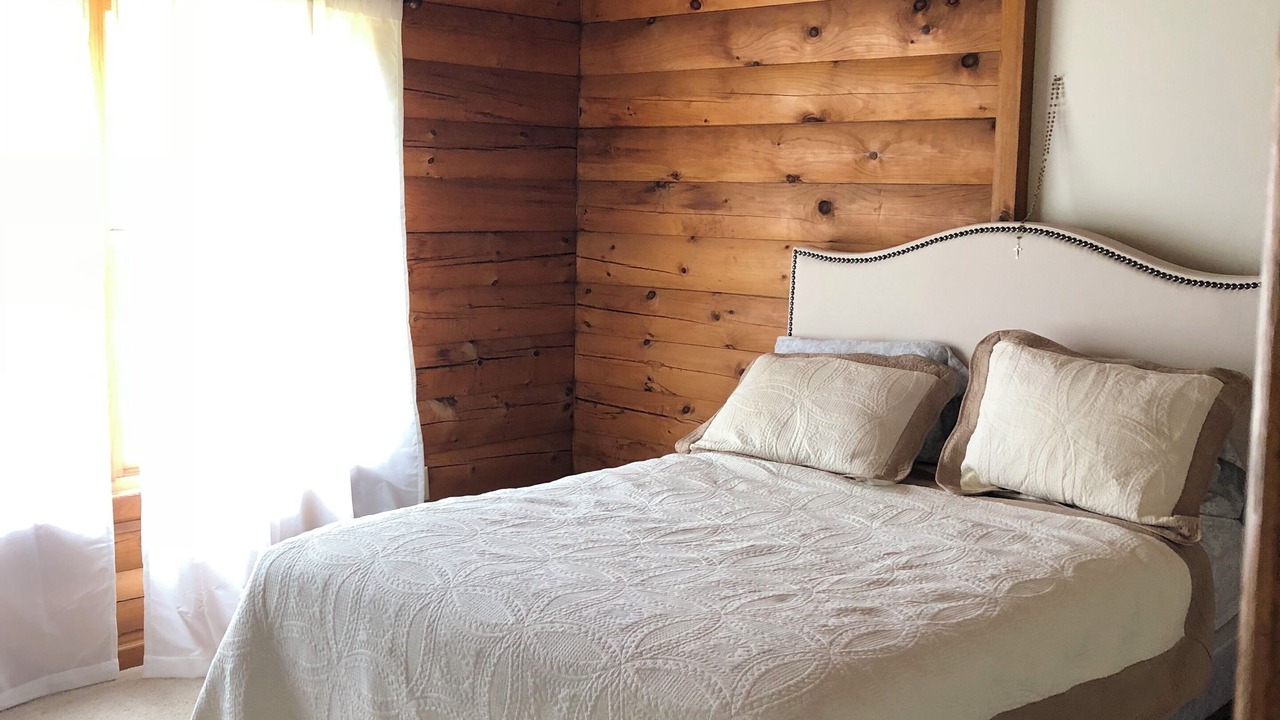 Photo of Bedroom in Elkton