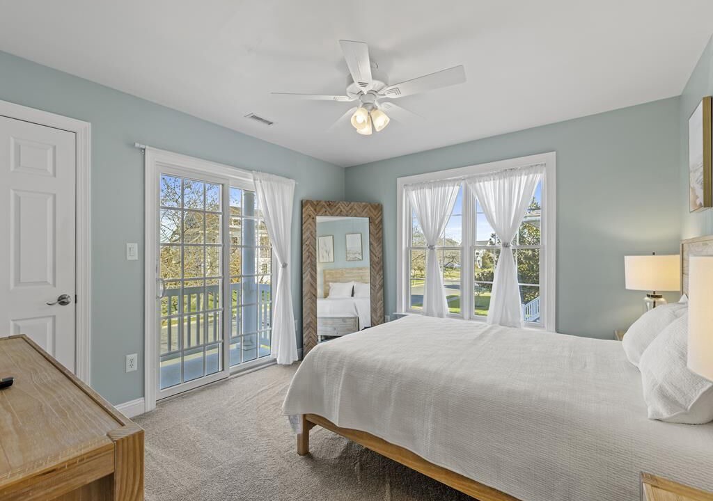 Photo of Bedroom in Admiral Estates