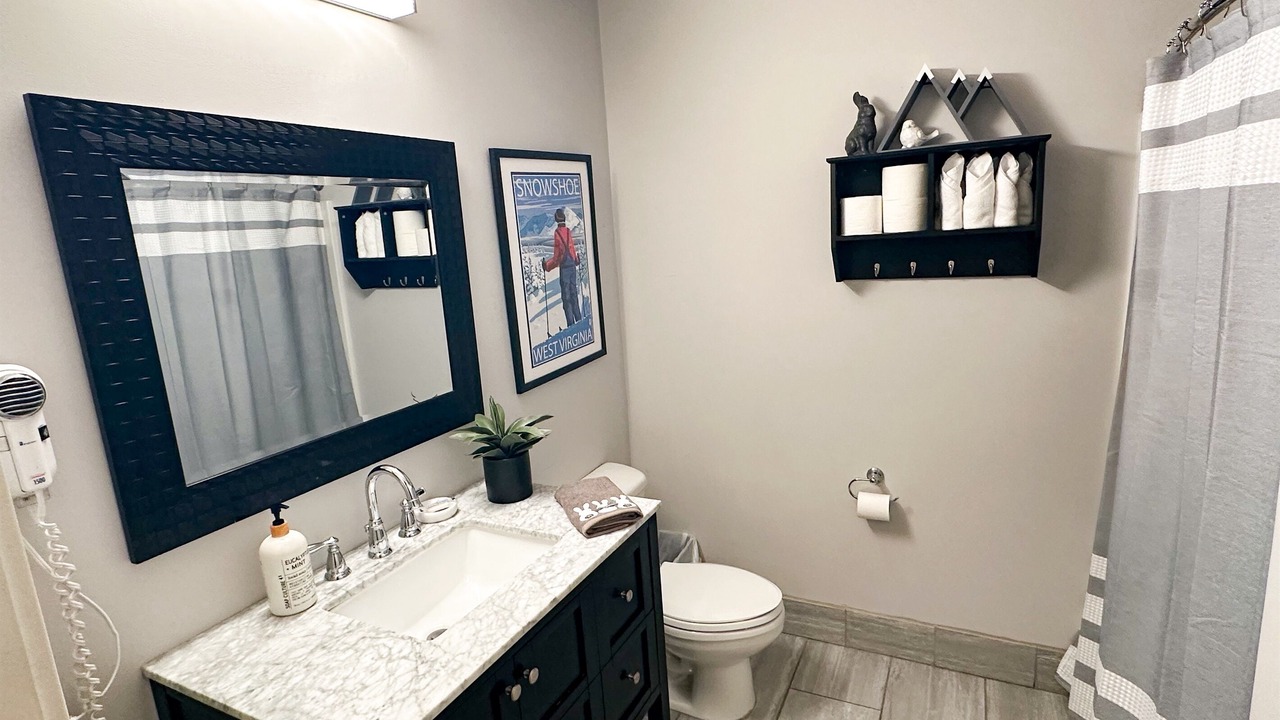 Photo of Bathroom in Edray