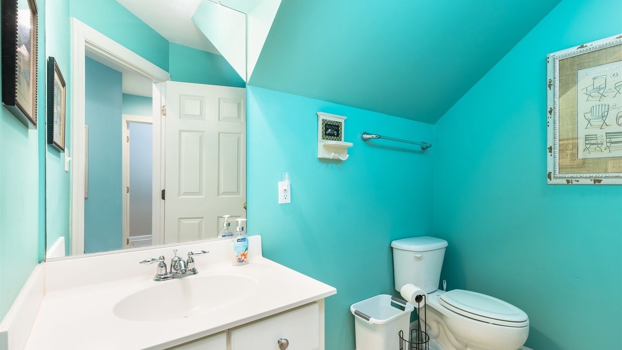 Photo of Bathroom in Sunset Island