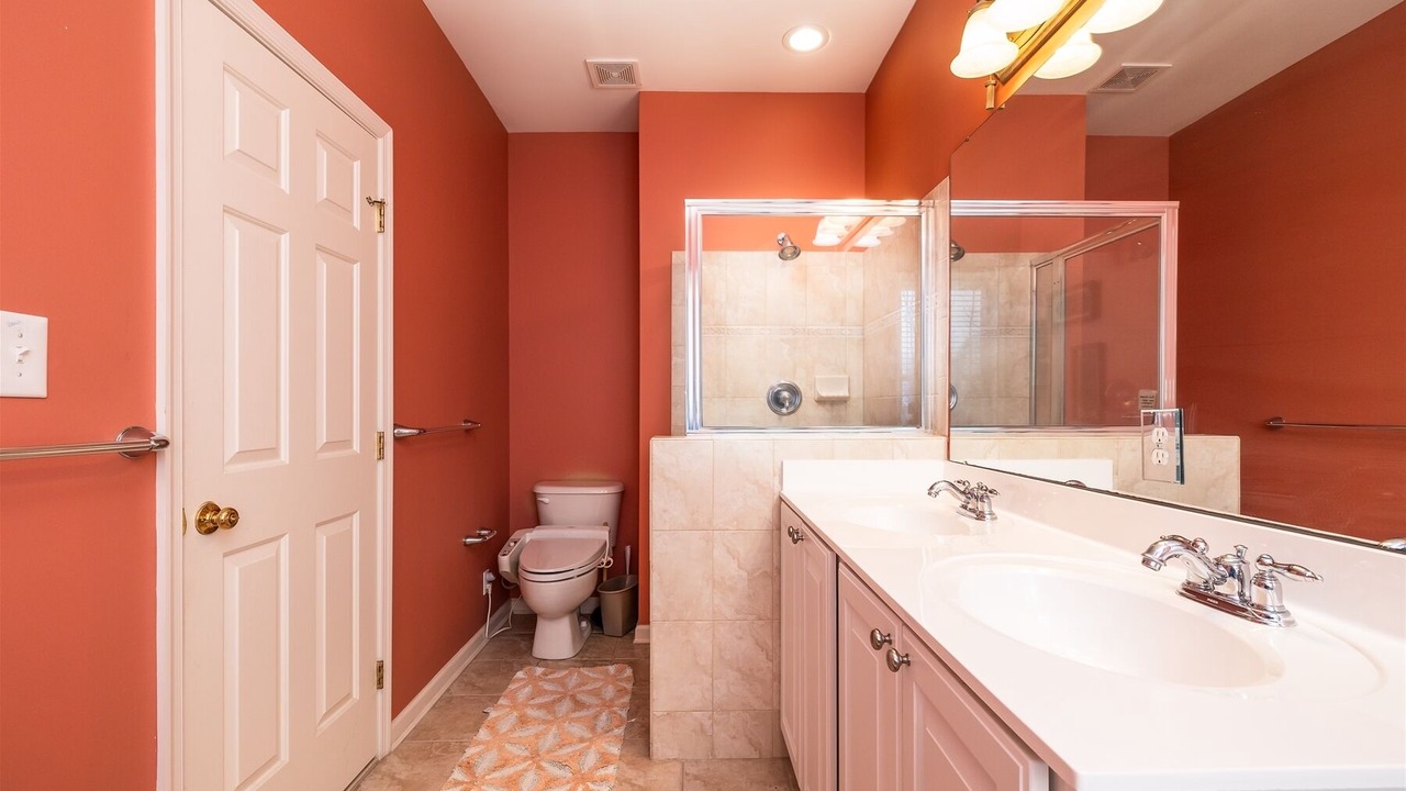 Photo of Bathroom in Sunset Island