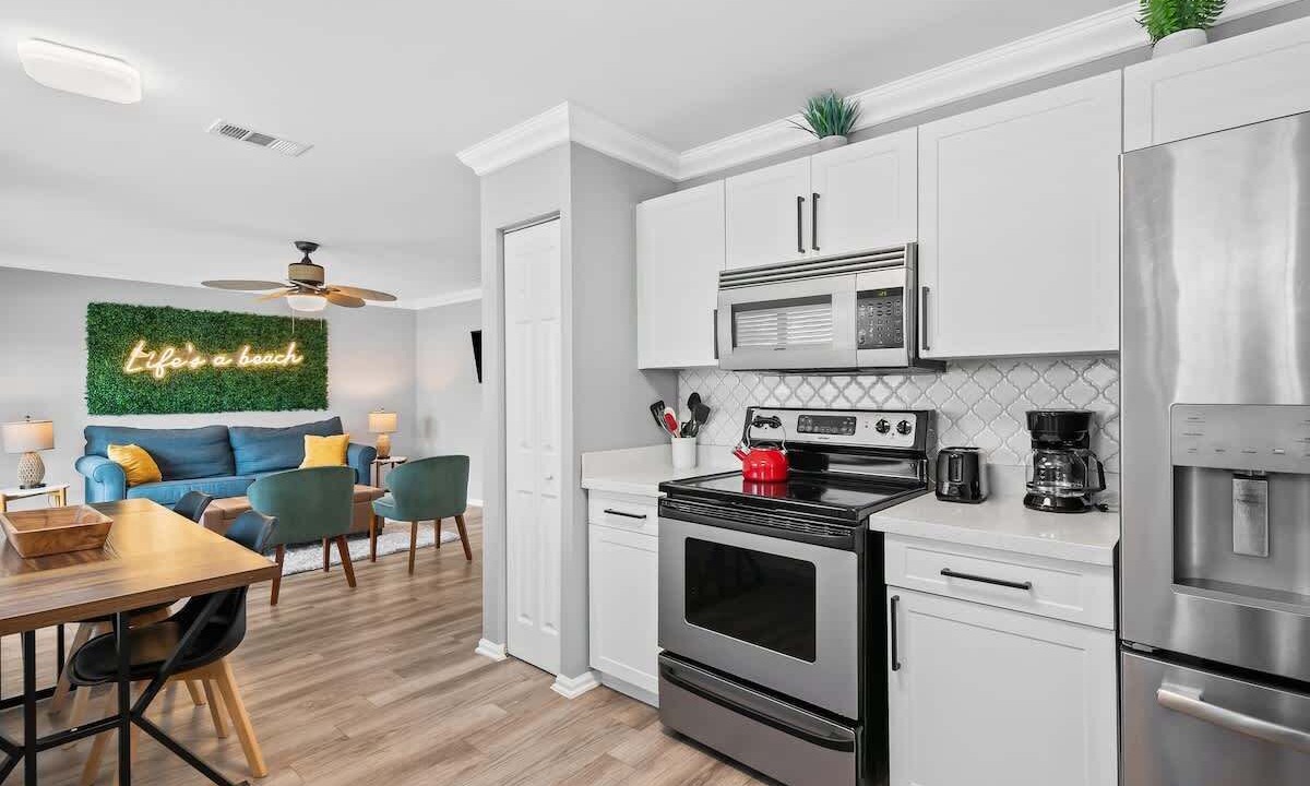 Photo of Bedroom in Dania Beach