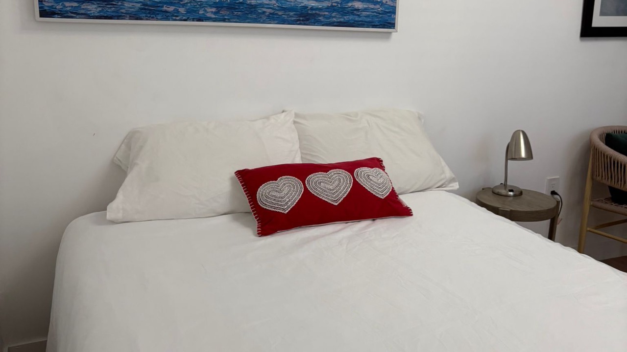 Photo of Bedroom in Hallandale Beach