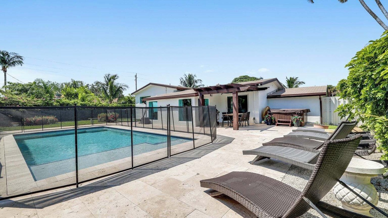 Photo of Outdoor in Deerfield Beach