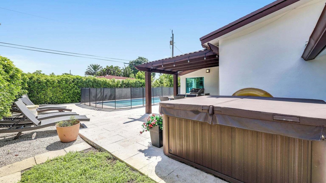 Photo of Patio Balcony in Deerfield Beach