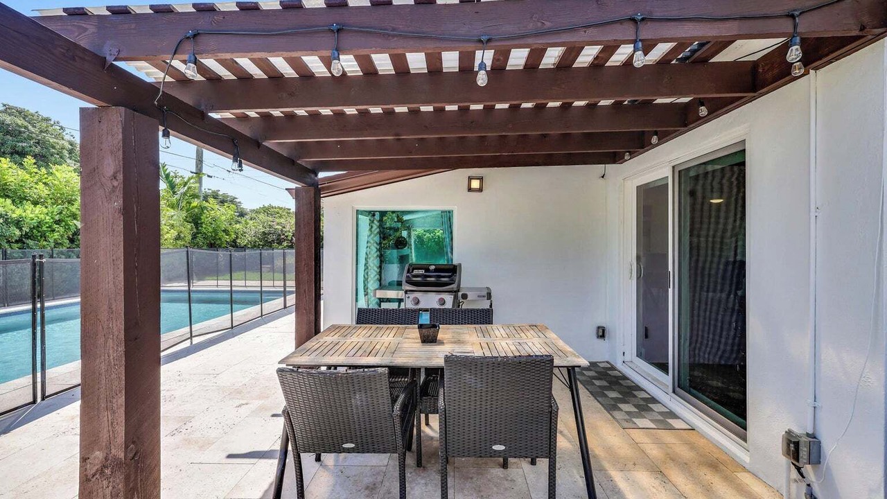 Photo of Outdoor in Deerfield Beach