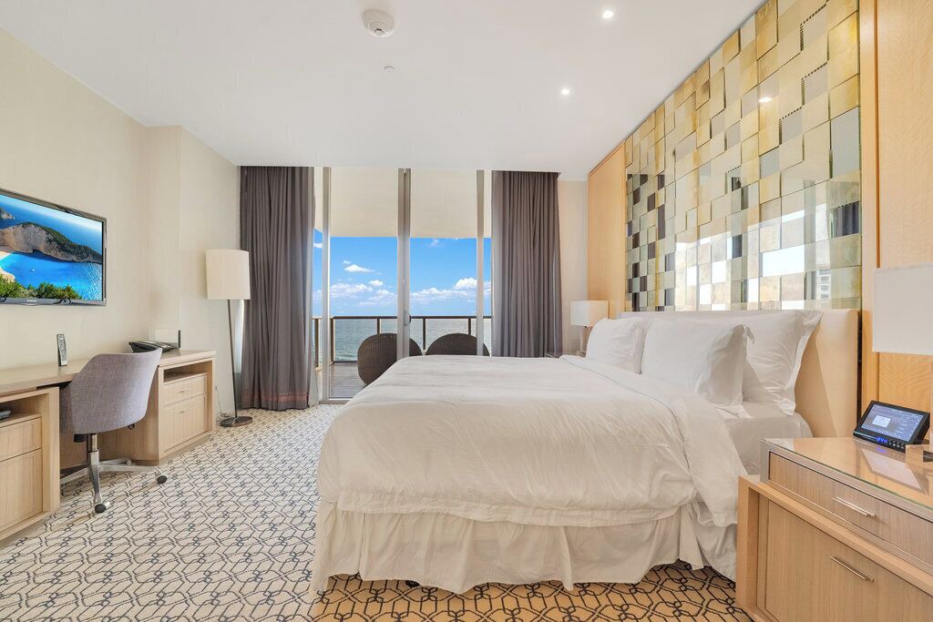 Photo of Bedroom in Bal Harbour