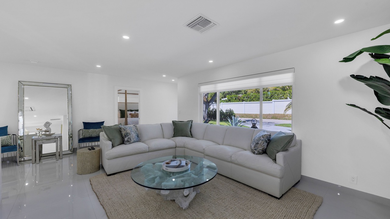 Photo of Livingroom in Lauderdale-by-the-Sea