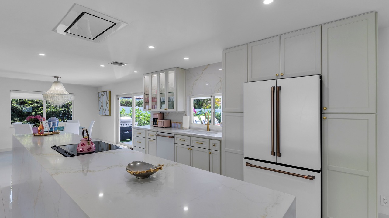 Photo of Kitchen in Lauderdale-by-the-Sea