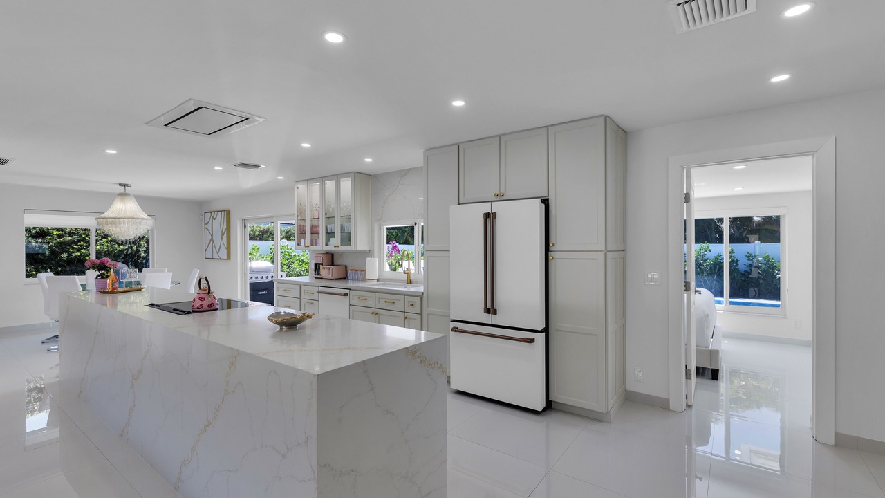 Photo of Kitchen in Lauderdale-by-the-Sea