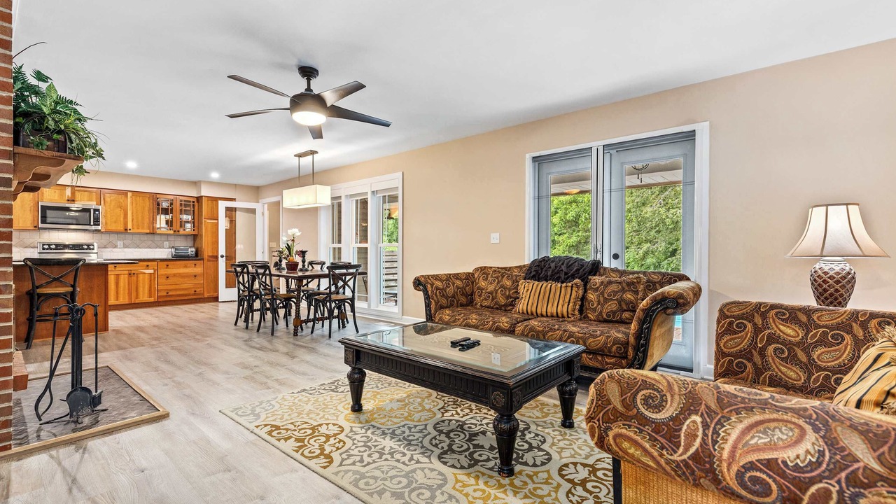 Photo of Livingroom in Harwood