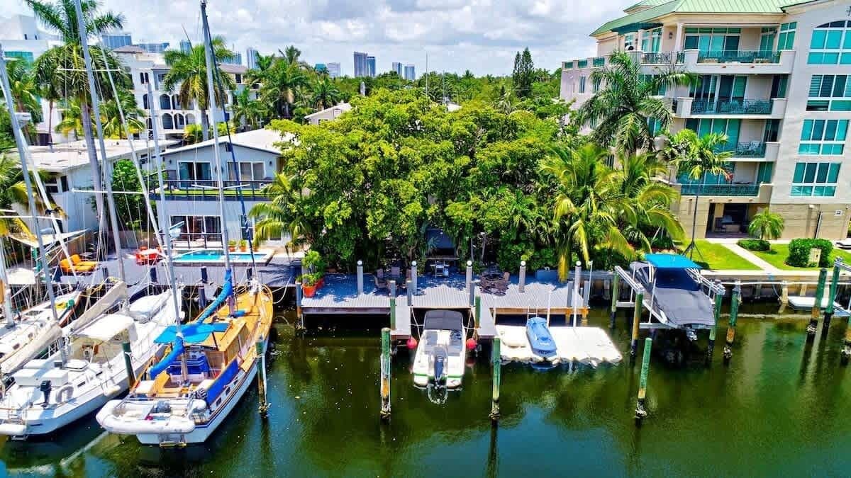Photo of Others in Hendricks and Venice Isles