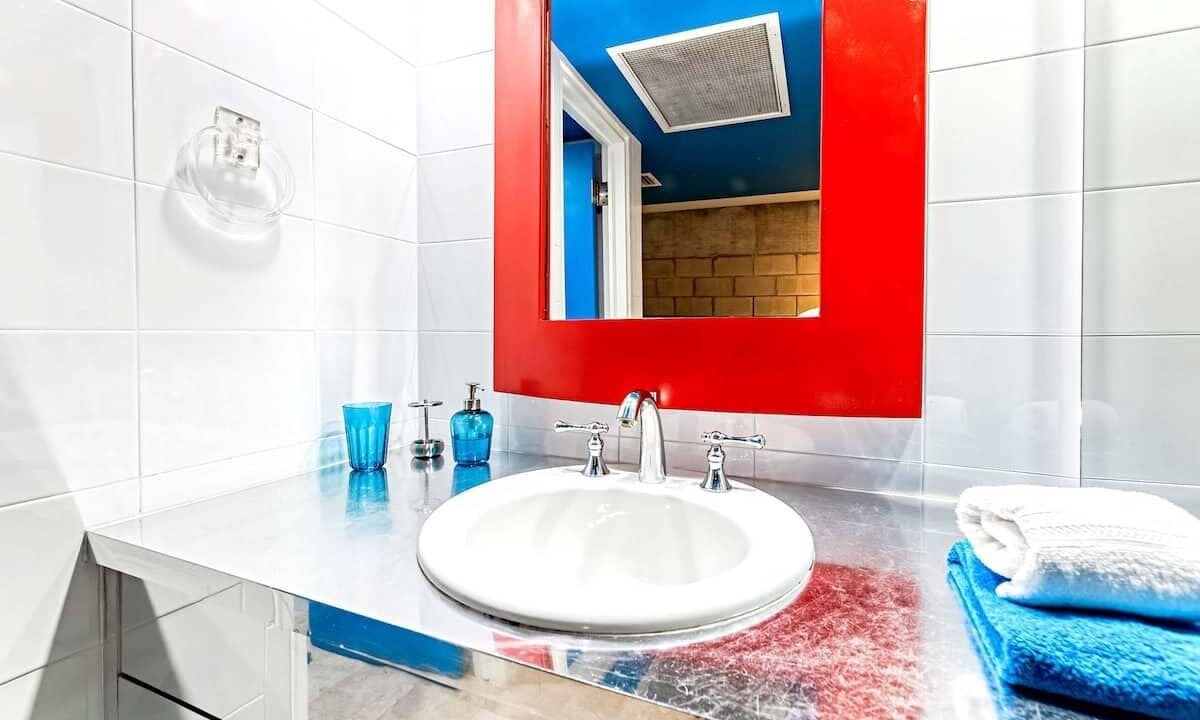Photo of Bathroom in Hendricks and Venice Isles