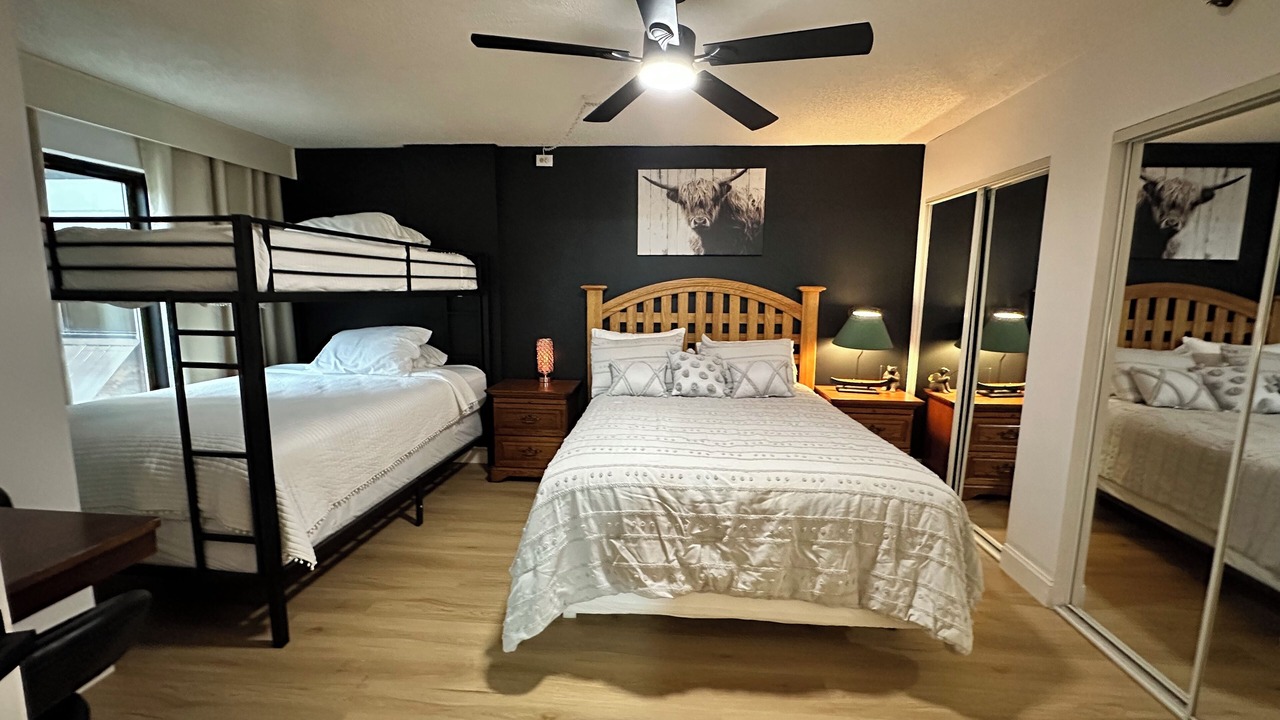 Photo of Bedroom in Snowshoe