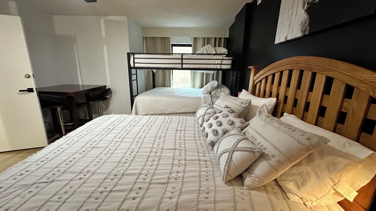Photo of Bedroom in Snowshoe