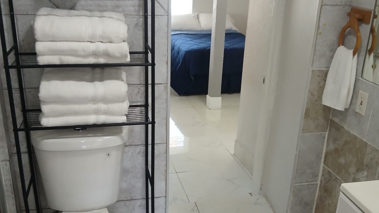 Photo of Bathroom in North Central Hollywood
