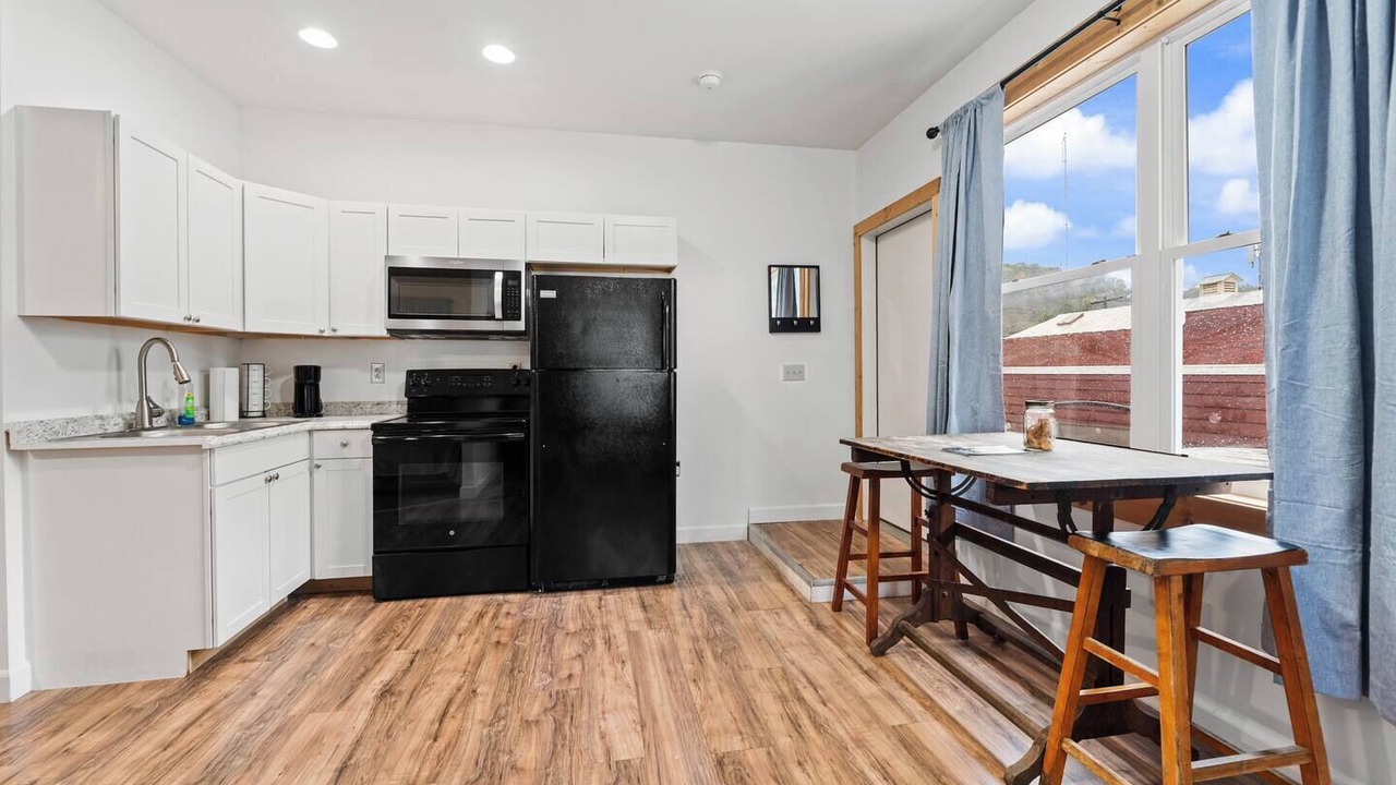 Photo of Kitchen in Edray