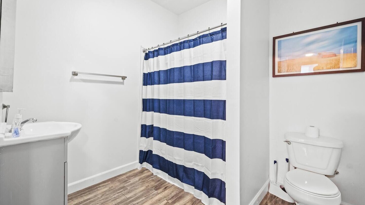 Photo of Bathroom in Edray