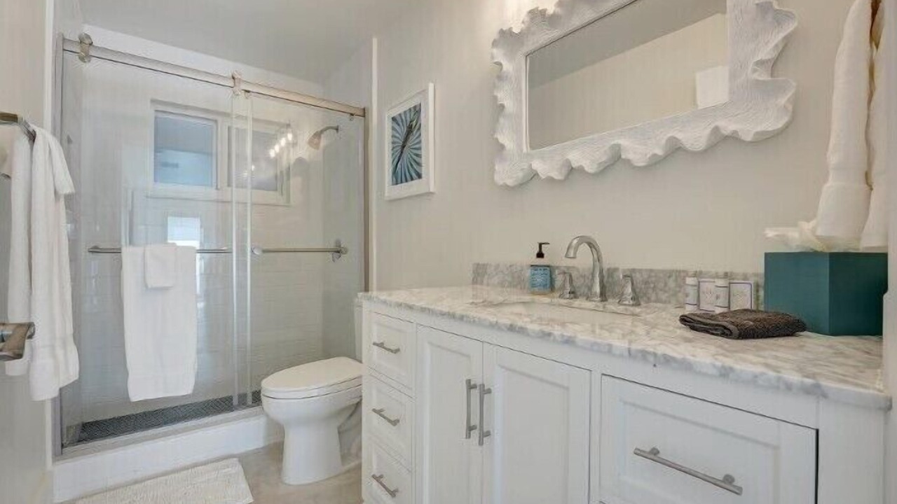 Photo of Bathroom in Edgewood