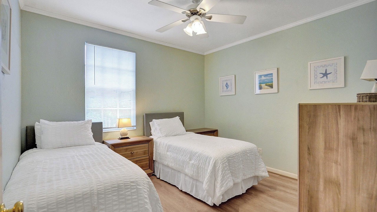 Photo of Bedroom in River Oaks
