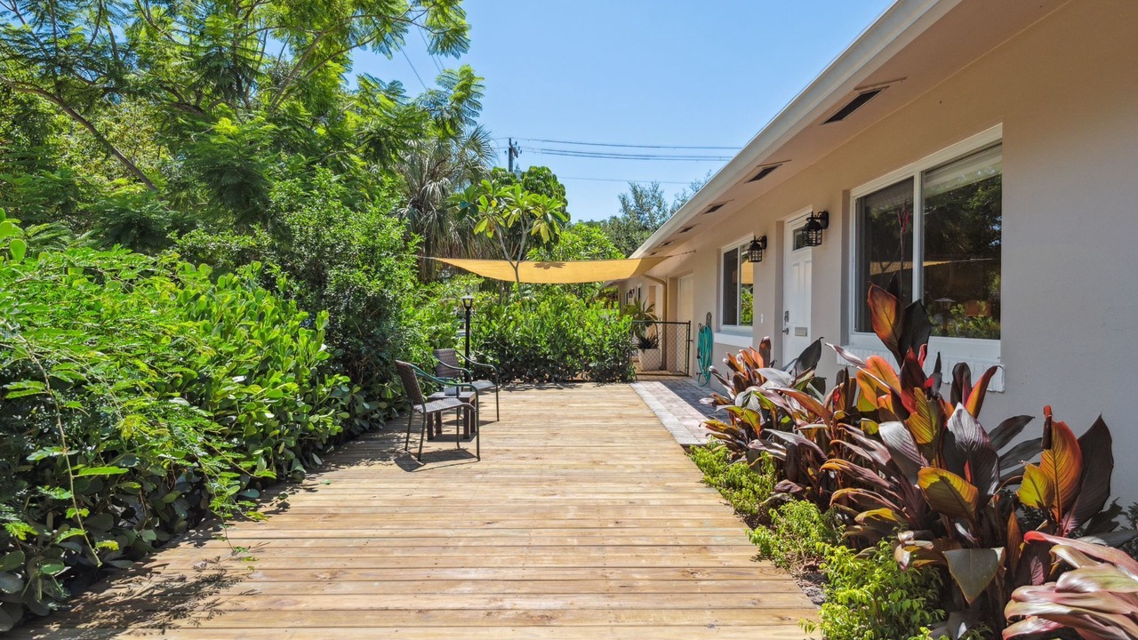 Photo of Patio Balcony in Croissant Park